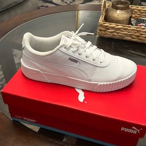 White Puma Shoes - women’s size 11